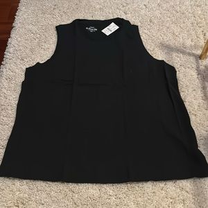 J crew women’s girlfriend tank.